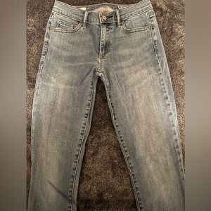 Gap jeans size 4 27L